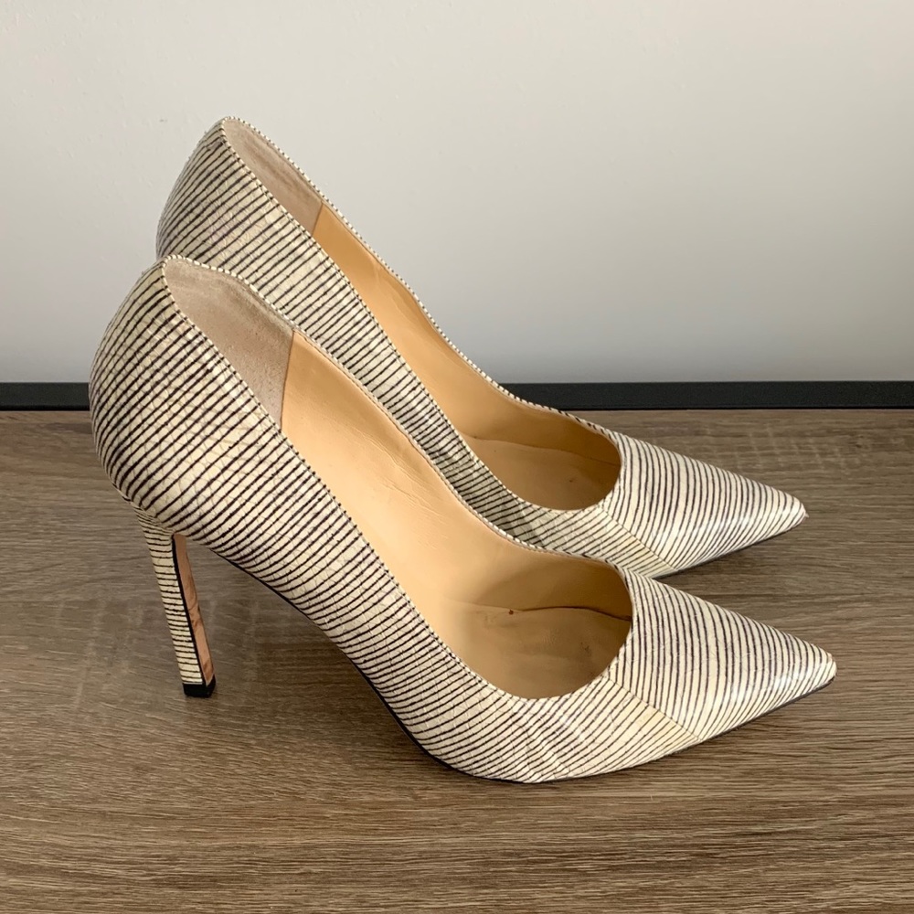 Ivanka Trump black & ivory stilettos